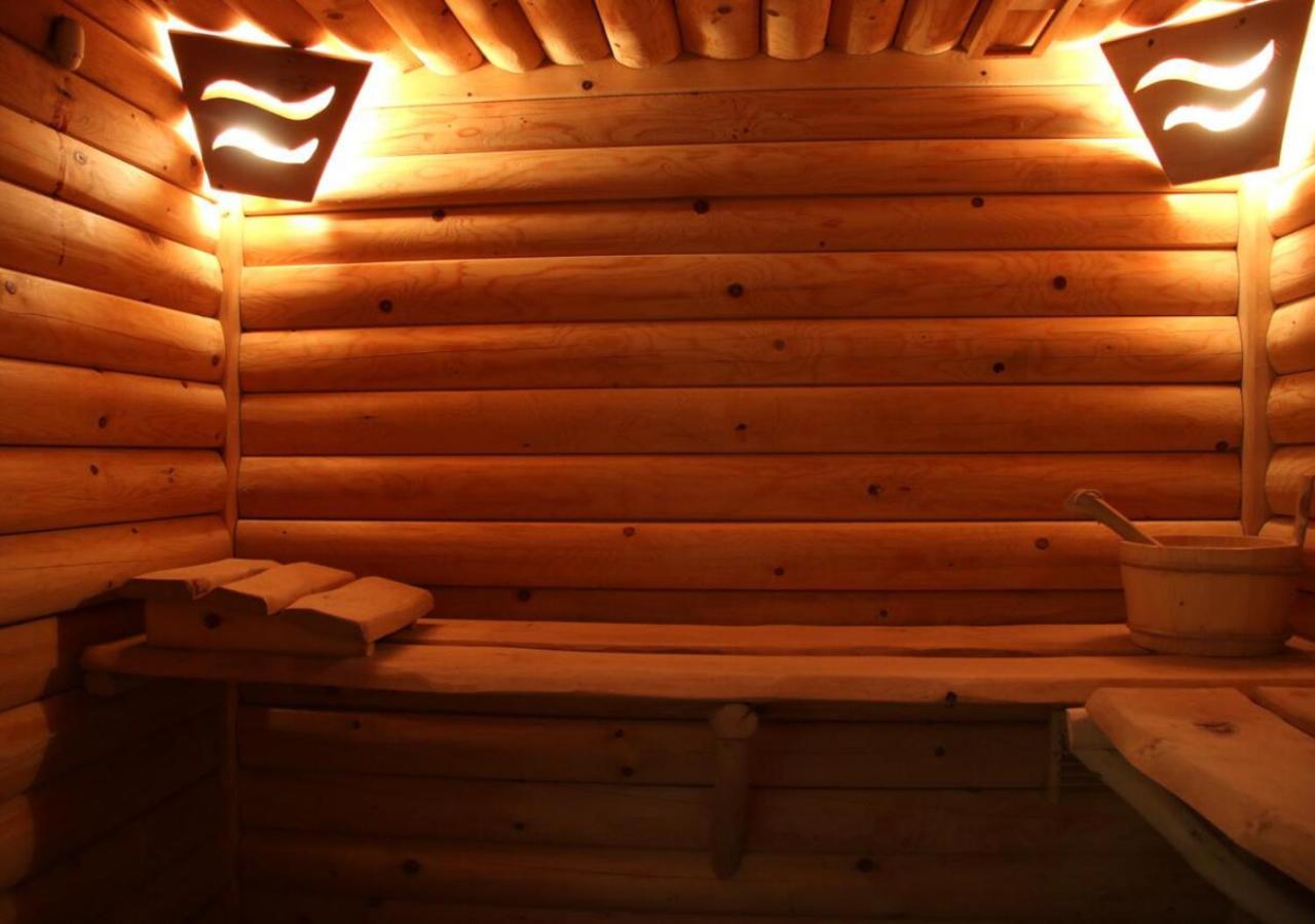 Bed & Breakfast Dw Pod Jaworami - Jacuzzi, Sauna Na Wylacznosc, Latem Basen Podgrzewany *