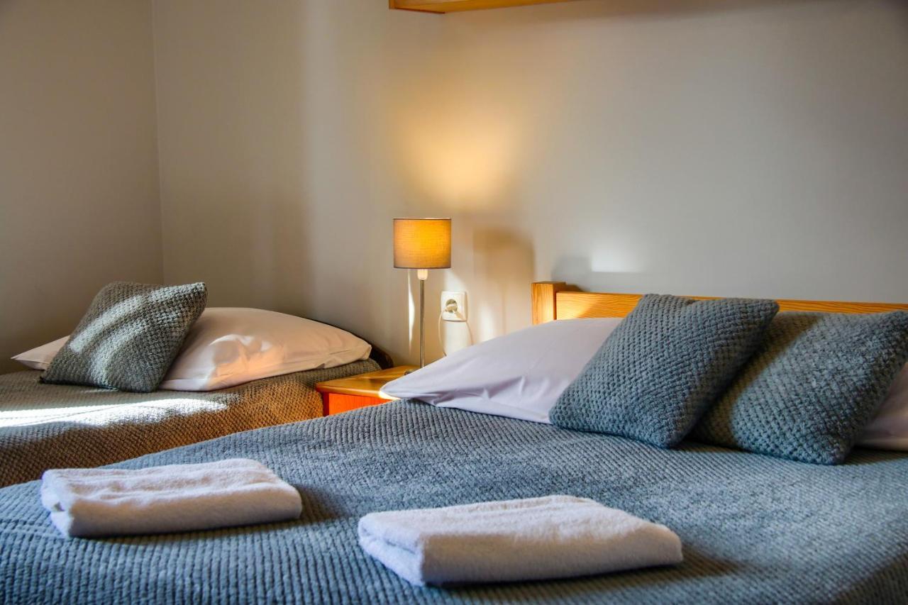 Bed & Breakfast Dw Pod Jaworami - Jacuzzi, Sauna Na Wylacznosc, Latem Basen Podgrzewany *