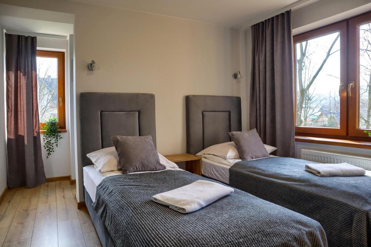 Bed & Breakfast Dw Pod Jaworami - Jacuzzi, Sauna Na Wylacznosc, Latem Basen Podgrzewany